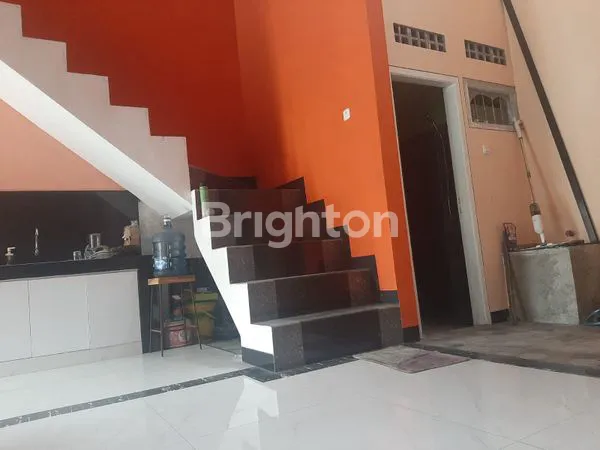 image RUMAH CANTIK BERSIH BARU RENOV TENGAH KOTA (3)