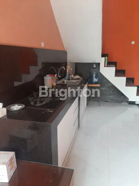 image RUMAH CANTIK BERSIH BARU RENOV TENGAH KOTA (5)