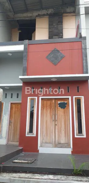 image RUMAH CANTIK BERSIH BARU RENOV TENGAH KOTA (1)