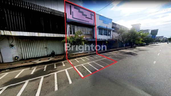 image RUKO 3 LANTAI STRATEGIS DI JL PASAR BESAR MALANG (1)