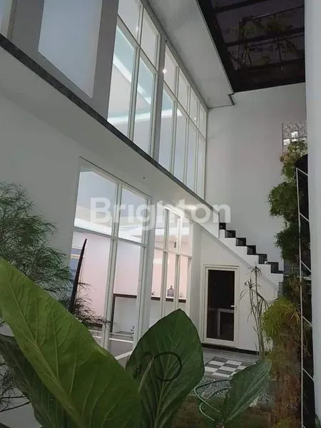 image RUMAH BARU MINIMALIS 2 LANTAI KOTA KEDIRI (1)