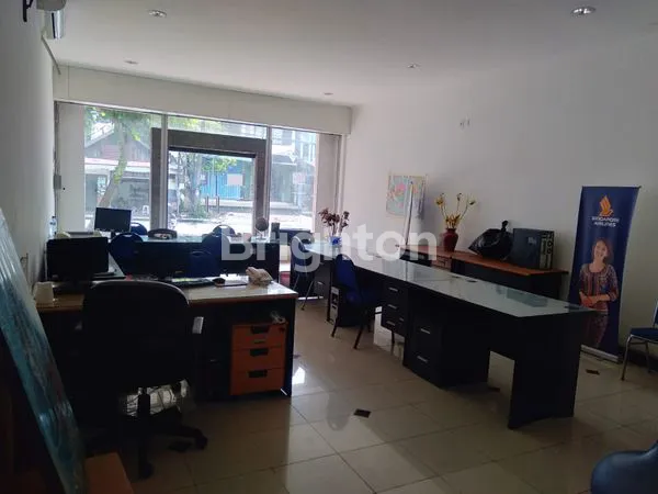 image RUKO 3 LANTAI DI KUTA (1)