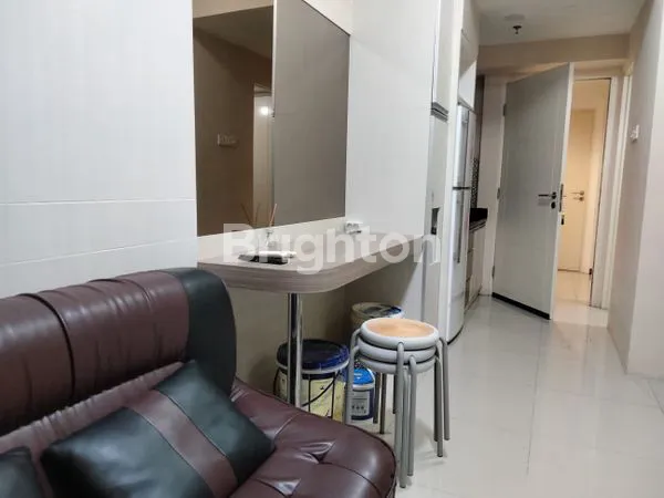 image TINGGAL BAWA KOPER APARTEMEN TANGLIN PAKUWON 2 BEDROOM VIEW POOL DAN CITY (4)
