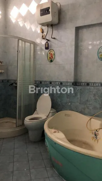 image 2 RUKO JEJER NOL JALAN SURABAYA PUSAT, LAHAN PARKIR SENDIRI, GALVALUM (7)