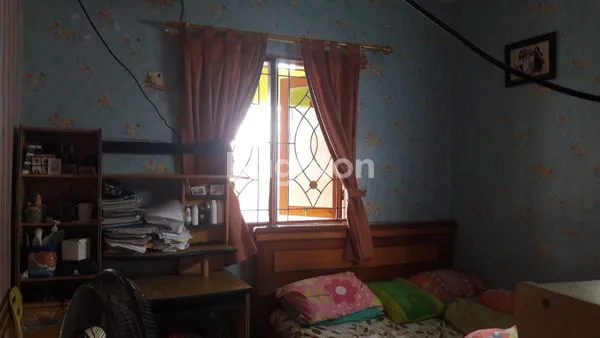 image RUMAH 2 LANTAI DI PERUMAHAN TAMAN CIPAYUNG (5)