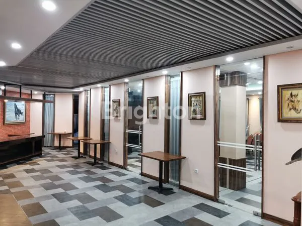 image RESTORAN DENGAN DESIGN UNIK DAN SANGAT STRATEGIS DI JALAN UTAMA BSD (8)