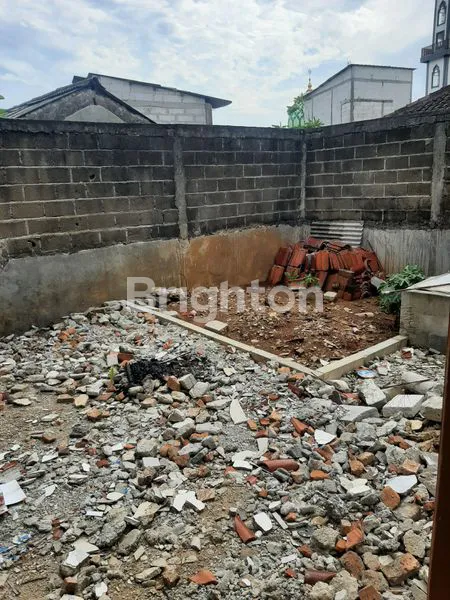 image RUMAH 2 LANTAI  SIAP HUNI DIKELAPA DUA DEPOK (6)
