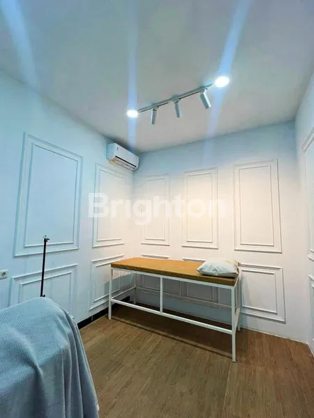 image  RUKO SEMI FURNISHED JALAN KAPTEN SUMARSONO SIAP HUNI (2)