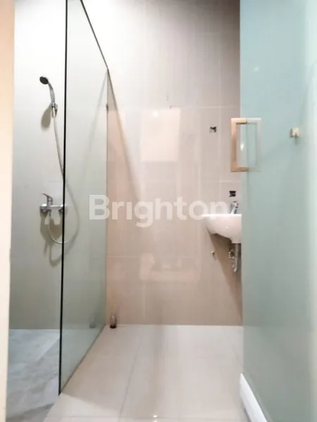 image RUMAH FULL FURNISHED BISA UNTUK TEMPAT TINGGAL ATAU KANTOR DI SUKAHAJI BANDUNG (4)