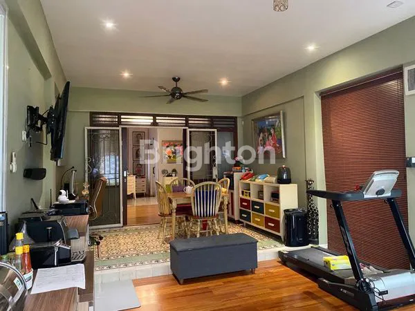 image RUMAH CANTIK SEMI FURNISHED SIAP HUNI TANAH BARU DEPOK (3)