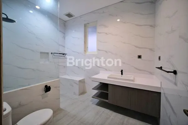 image RUMAH TAMAN HUNIAN SATELIT DEKAT CLUBHOUSE, PUSAT BISNIS DAN KOMERSIAL (3)