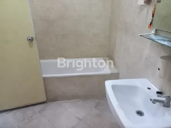 image NIRWANA REGENCY SIAP HUNI ONE GATE DEKAT MERR  (5)