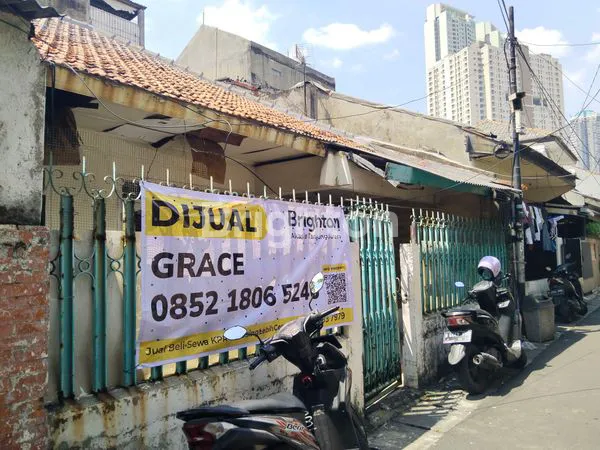 image RUMAH HITUNG TANAH ROW MOTOR LEGA 1 LANTAI LOKASI STRATEGIS DI TANJUNG DUREN (1)