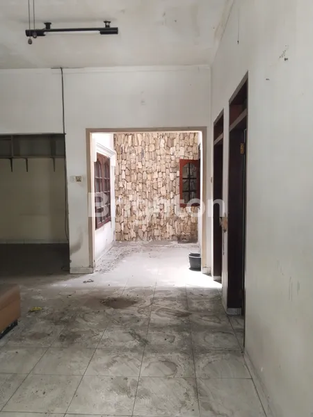 image RUMAH HITUNG TANAH ROW MOTOR LEGA 1 LANTAI LOKASI STRATEGIS DI TANJUNG DUREN (4)