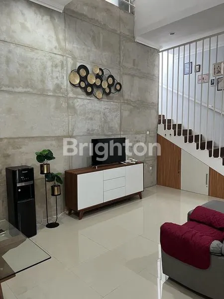 image RUMAH AGRO WILIS FURNISH MODERN 2 LANTAI KEDIRI (6)