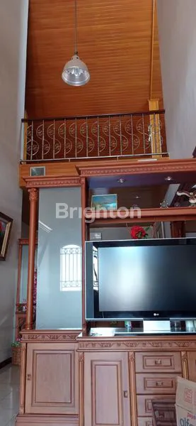 image RUMAH UNIK CANTIK (4)