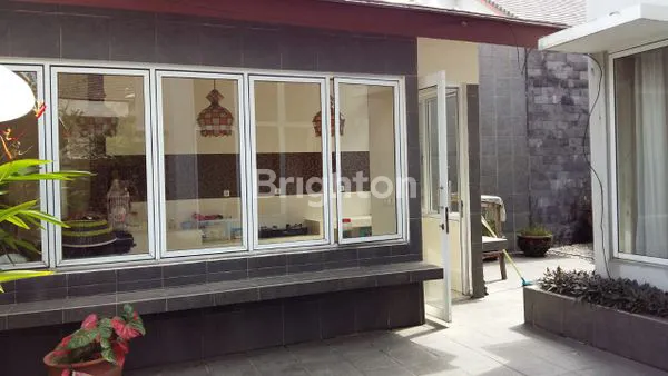 image RUMAH MEWAH DI CLUSTER LA VANOISE SENTUL (3)