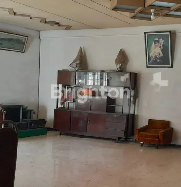 image RUMAH STRATEGIS DI BURING MALANG (3)