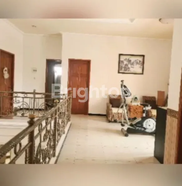 image RUMAH MEWAH DIAN ISTANA 4KT, TAMAN KEDATON (2)
