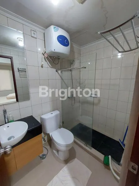 image APARTEMEN ROYAL MEDITERANIA GARDEN RESIDENCES TOWER LAVENDER SEMI FURNISHED (8)