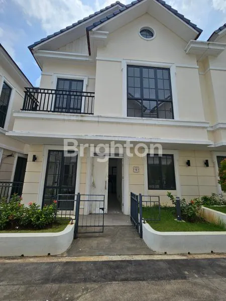 image RUMAH BARU 3 LANTAI DOUBLE DECKER SIAP HUNI CLUSTER MARGONITE LAVON 2 CIKUPA TANGERANG (1)
