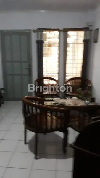 image RUMAH 2 LANTAI LOKASI HOOX DI SAYAP PASTEUR TERAWAT DEKAT DENGAN PUSAT BELANJA BTC, IP, LEAVING PLAZA, STIKEP PPNI, SEKOLAH BPK PENANABUR BISA UNTUK KOST2 AN (5)