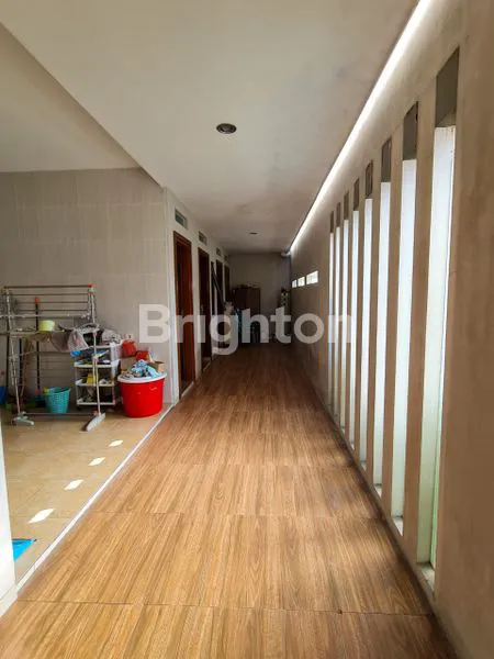 image RUIMAH BESAR + KOLAM RENANG SOBA (4)