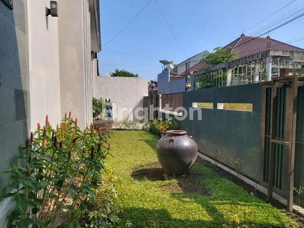 image RUIMAH BESAR + KOLAM RENANG SOBA (8)