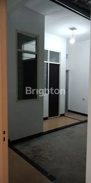 image DISEWAKAN!RUMAH DI GRAHA SAMPURNA WIYUNG (4)