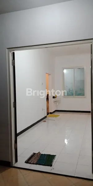 image DISEWAKAN!RUMAH DI GRAHA SAMPURNA WIYUNG (5)