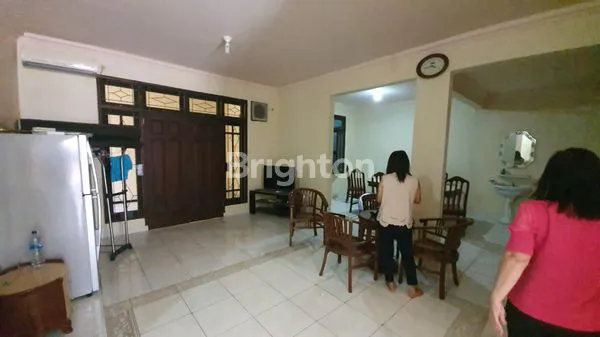 image DISEWAKAN!RUMAH DI PURI WIDYA KENCANA CITRALAND (7)