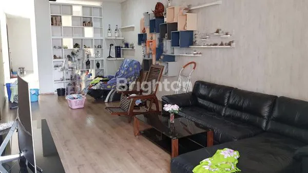 image RUMAH TAMANSARI 3½ LANTAI MINIMALIS MODERN SEMI FURNISHED, LOKASI STRATEGIS (5)