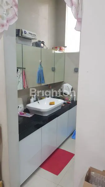 image RUMAH TAMANSARI 3½ LANTAI MINIMALIS MODERN SEMI FURNISHED, LOKASI STRATEGIS (6)