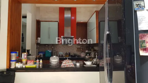 image RUMAH TAMANSARI 3½ LANTAI MINIMALIS MODERN SEMI FURNISHED, LOKASI STRATEGIS (8)