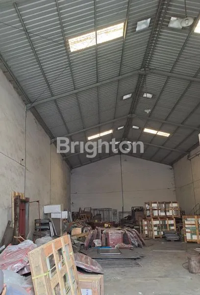 image GUDANG TRITAN TAMAN SIAP PAKAI STRATEGIS (3)