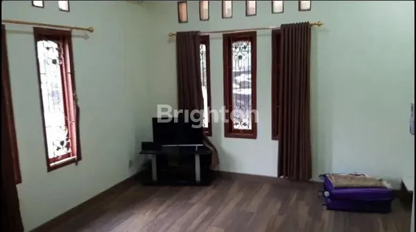 image RUMAH MEWAH (3)