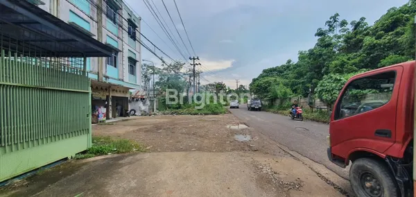 image TANAH TEPI JALAN (2)