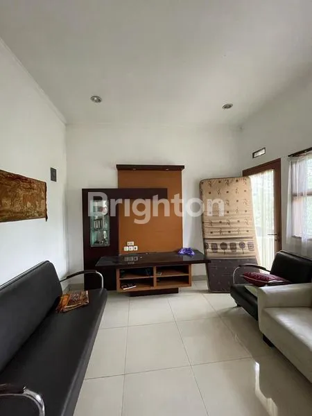 image RUMAH CANTIK DAN STRATEGIS DI BUAH BATU REGENCY BANDUNG (2)