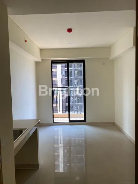 image MURMER APARTMENT MEIKARTA (NEGO) (5)