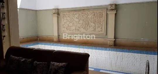 image RUMAH MEWAH CLASSIC DEKAT HR MUHAMMAD (6)