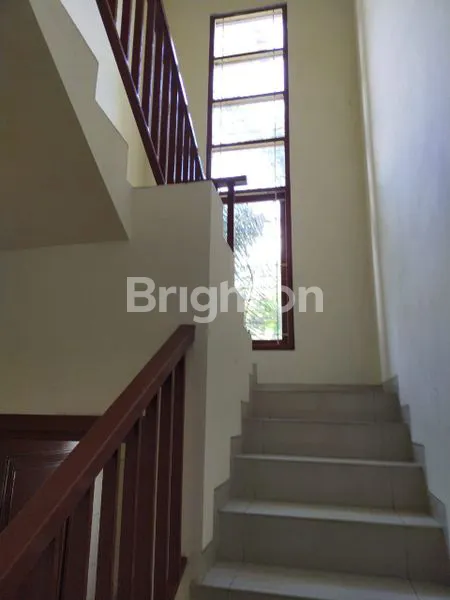 image RUMAH 2LT TERAWAT (3)