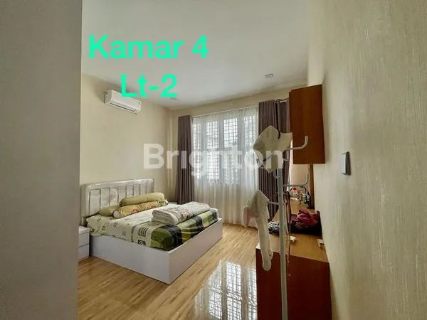 image RUMAH MEWAH JALAN CEMPAKA (1)