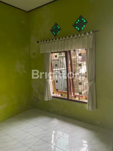image RUMAH DI KOMPLEKS PERUMAHAN DI TABANAN (2)