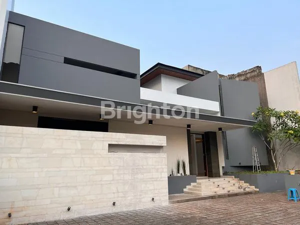 image RUMAH MEWAH 2 LANTAI BEST DESIGN, BEST LAYOUT DENGAN KOLAM RENANG PRIBADI DI CLUSTER PREMIUM EMERALD COVE (7)