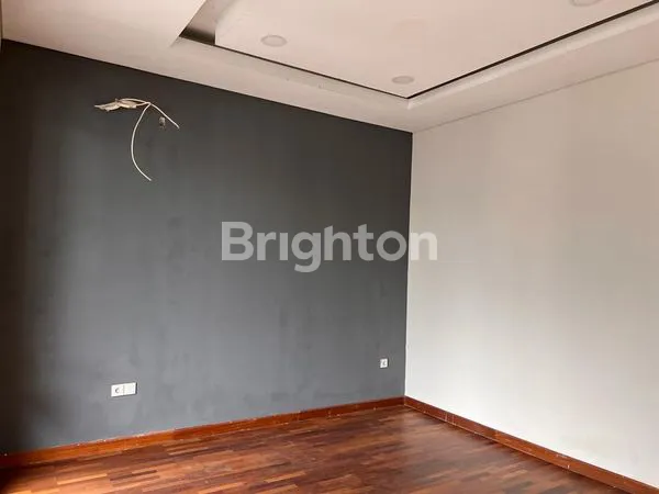 image RUMAH MEWAH 2 LANTAI BEST DESIGN, BEST LAYOUT DENGAN KOLAM RENANG PRIBADI DI CLUSTER PREMIUM EMERALD COVE (8)