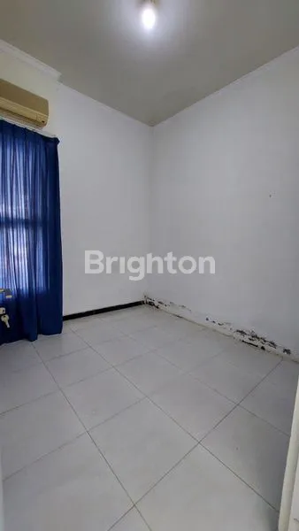 image RUMAH SIAP HUNI FULL RENOV BAGIAN BELAKANG DAN RENOV MINOR LADIVA GREEN HILL MENGANTI (2)