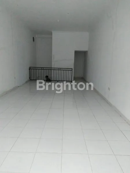 BANGUNAN TENGAH KOTA SIPA HUNI