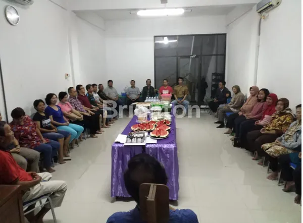 image KOMPLEK KOMERSIAL RUNGKUT RUKO 3,5 LT SIAP PAKAI 1M'AN  (3)