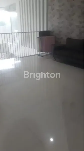 image CLUSTER QUEENSTONE  RUMAH MINIMALIS MEWAH 2 LT DEKAT GWALK (7)