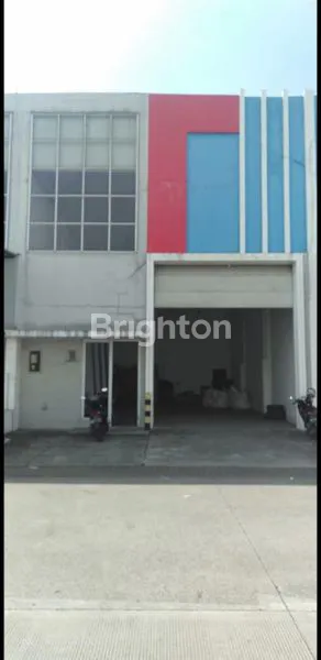 image GUDANG DI PERGUDANGAN BIZPARK DAANMOGOT KM18, DAANMOGOT, JAKARTA BARAT UK 9X24 (KODE RMRG1557) (3)